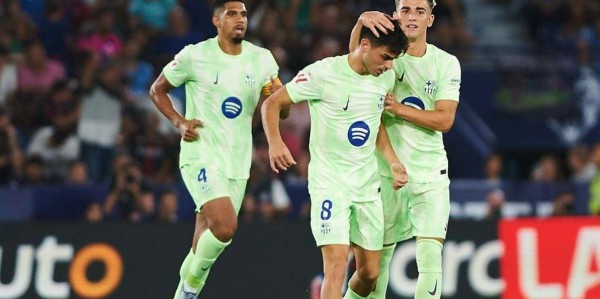 西甲神剧情：从0-2到3-2，乌龙球绝杀，11亿豪门登顶积分榜