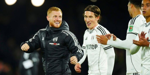 英格兰联赛杯第3轮：富勒姆1-0剑桥联
        
    英格兰联赛杯第3轮：富勒姆1-0剑桥联