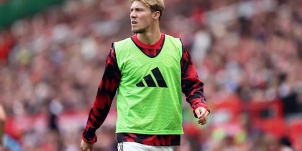 霍伊伦德同意永久离开曼联，即将赴意大利接受体检