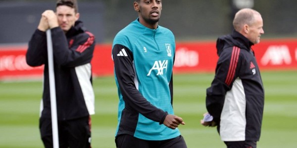 利物浦夏季转会双响炮：从埃基提克到伊萨克的惊人操作