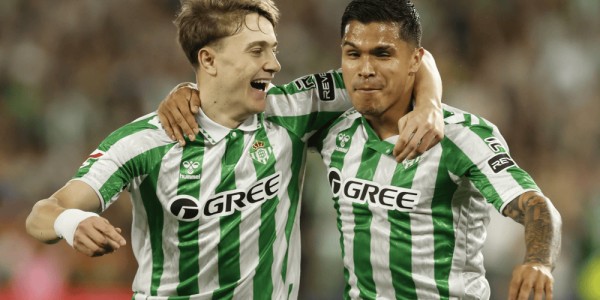 10月18日！西甲！比利亚雷VS贝蒂斯！马竞VS奥萨苏纳！赛前前瞻分析！